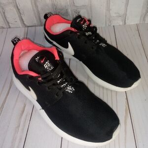 Nike sportswear ROSHE RUN HYPER PUNCH SNEAKER